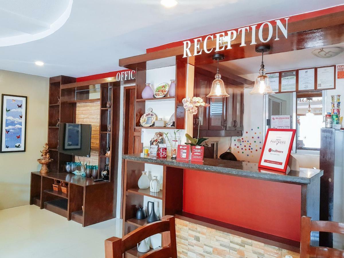 Reddoorz @ Caimito Drive Dampas Hotell Tagbilaran City Exteriör bild